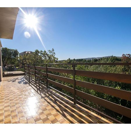 Apartments Velebit Стариград-Пакленица Экстерьер фото