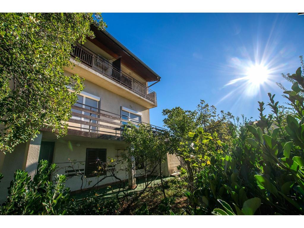 Apartments Velebit Стариград-Пакленица Экстерьер фото
